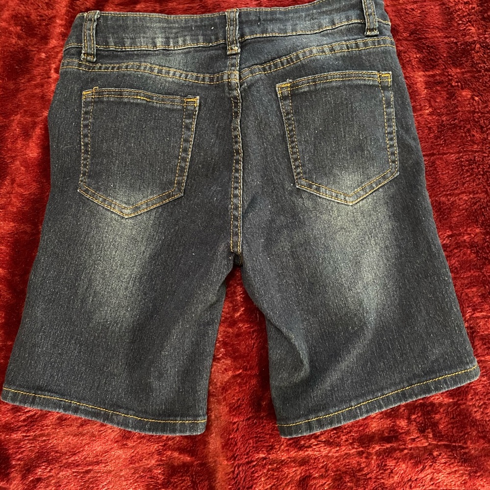 Jean shorts - Picture 2 of 3
